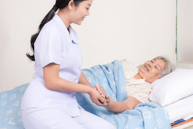 Why You Should Avoid Unnecessary Hospitalization During End-of-Life